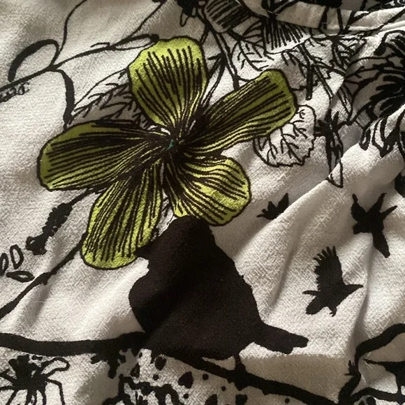 HOST PICK, DEPT, Colouring Book peplum top - Picture 5 of 7